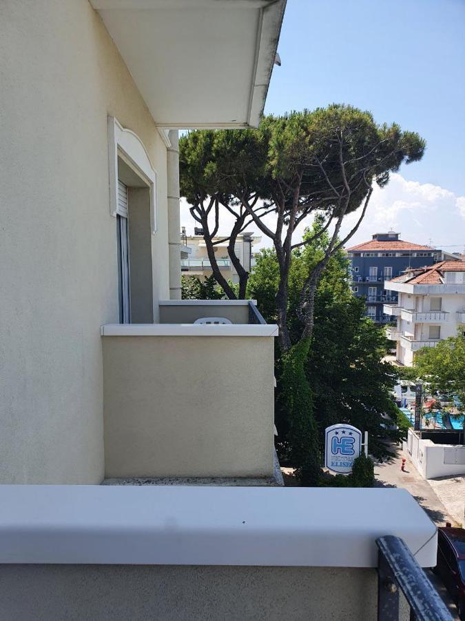 Hotel Moresco - Piscina Beach Village Riccione Esterno foto